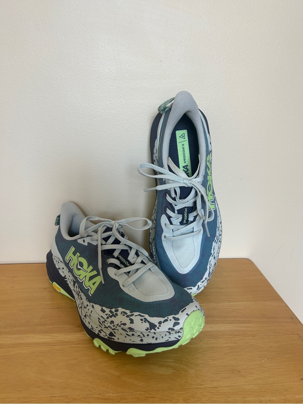 Hoka / Men’s Running Shoes